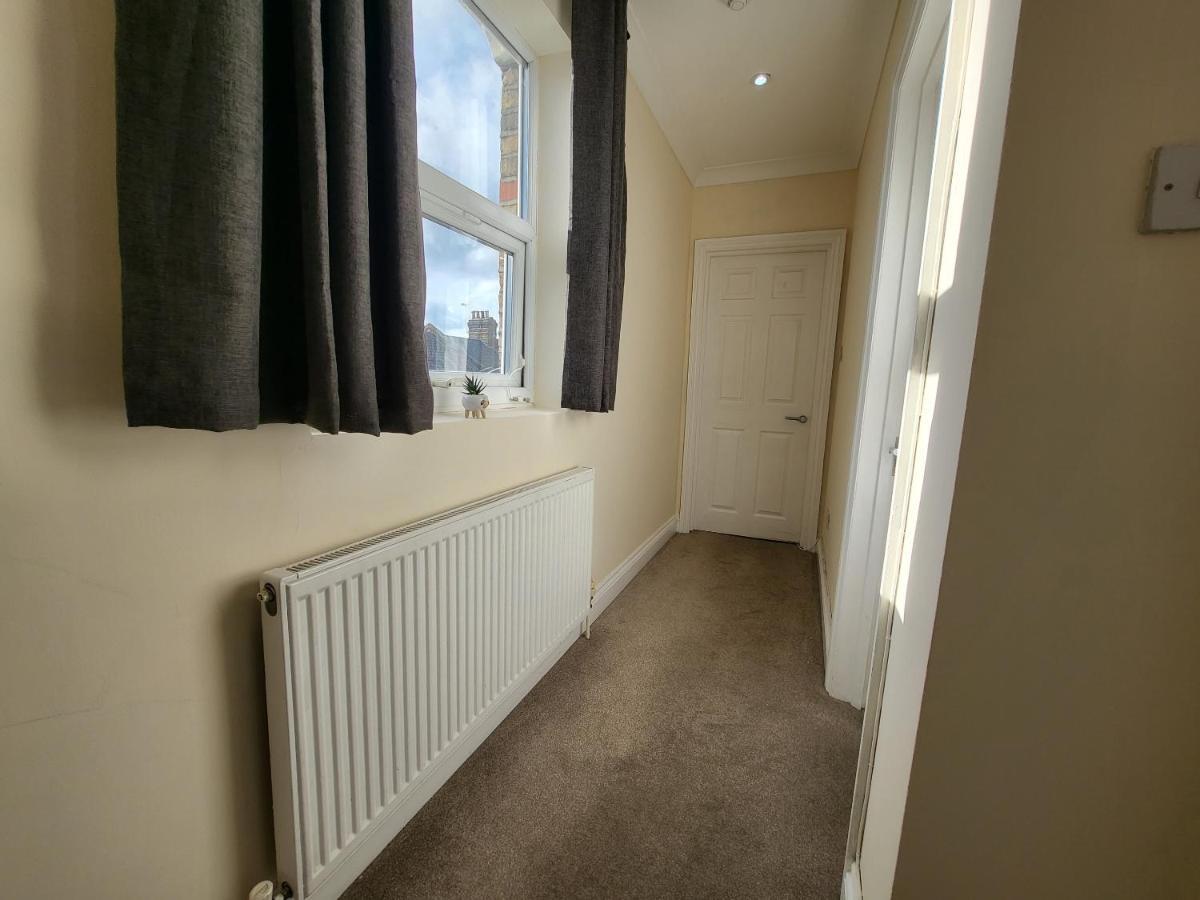 Tooting Bec Central Apartment By London Tube Extérieur photo